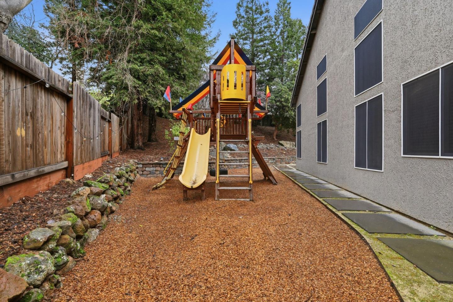 Detail Gallery Image 61 of 79 For 104 Hesser Ct, Folsom,  CA 95630 - 5 Beds | 4 Baths