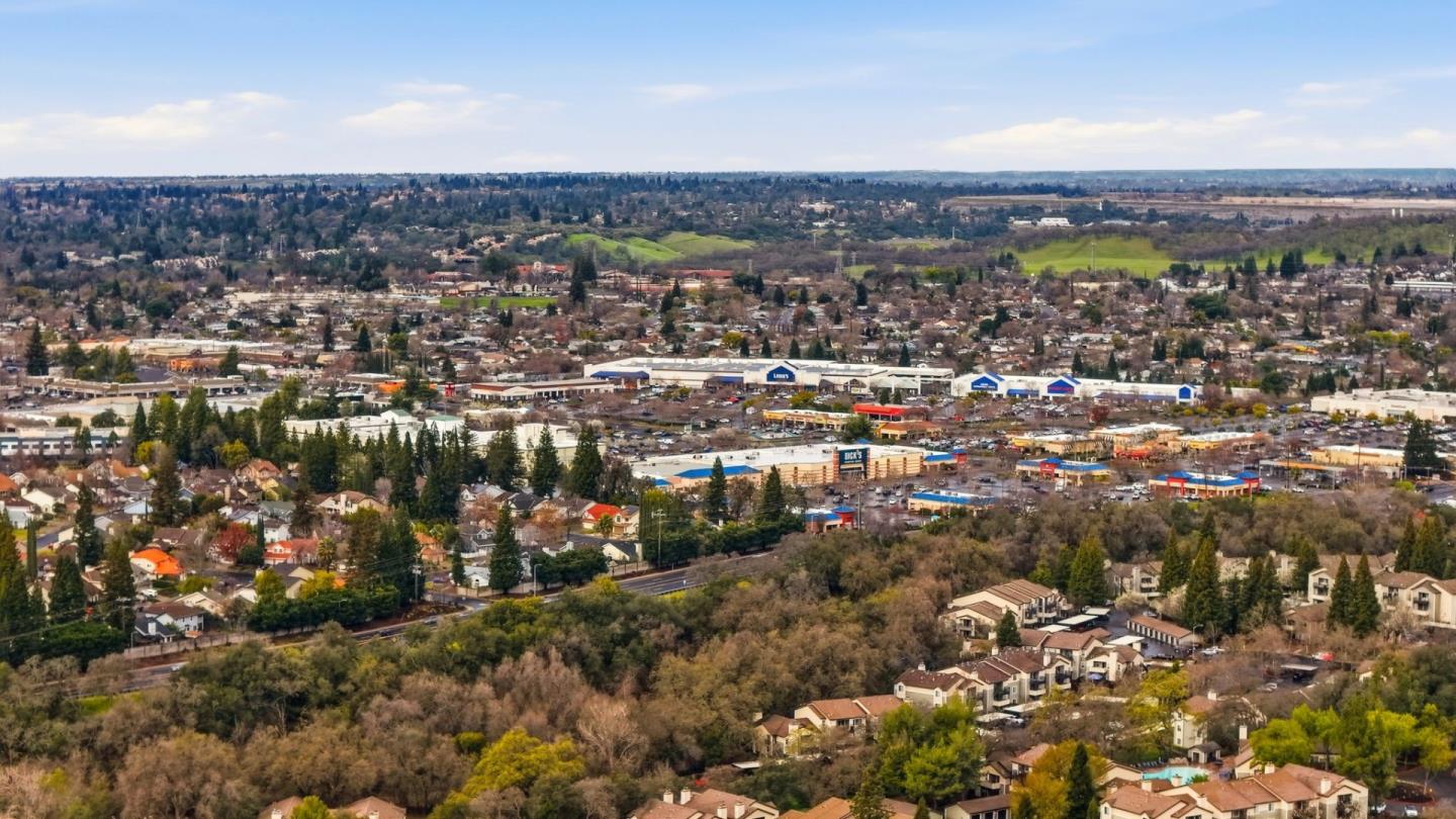 Detail Gallery Image 78 of 79 For 104 Hesser Ct, Folsom,  CA 95630 - 5 Beds | 4 Baths