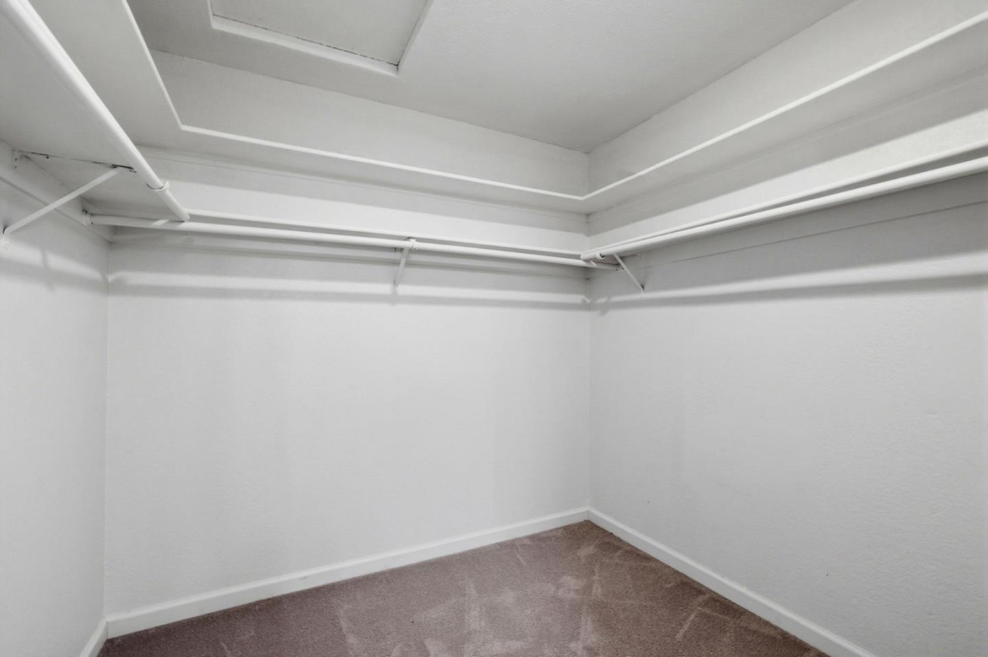 Detail Gallery Image 35 of 47 For 1311 Victoria Ter, Sunnyvale,  CA 94087 - 3 Beds | 2/1 Baths