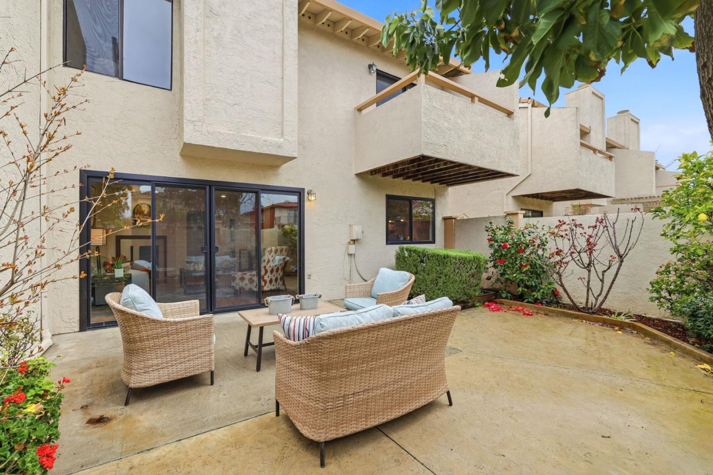 Detail Gallery Image 42 of 47 For 1311 Victoria Ter, Sunnyvale,  CA 94087 - 3 Beds | 2/1 Baths