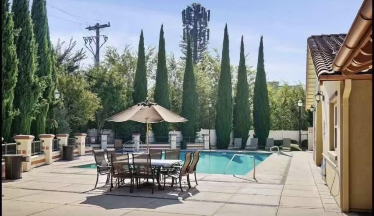 Detail Gallery Image 10 of 12 For 600 S Abel St #302,  Milpitas,  CA 95035 - 2 Beds | 2 Baths