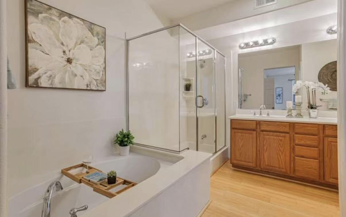 Detail Gallery Image 4 of 12 For 600 S Abel St #302,  Milpitas,  CA 95035 - 2 Beds | 2 Baths