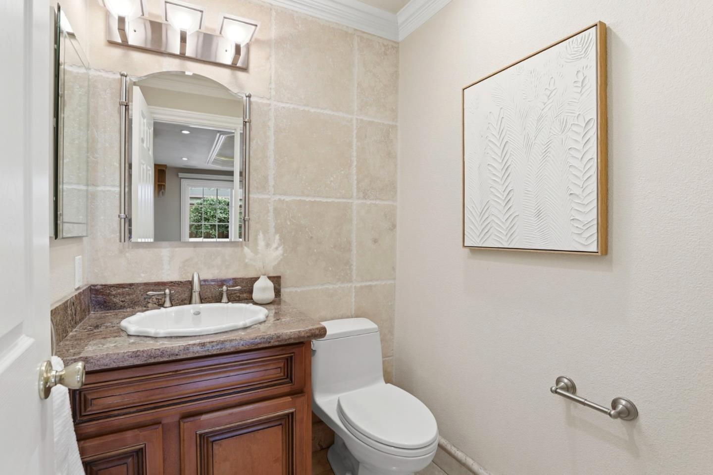 Detail Gallery Image 16 of 34 For 5961 S Surf Ct, San Jose,  CA 95138 - 4 Beds | 2/1 Baths