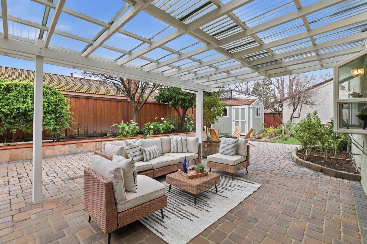 Detail Gallery Image 27 of 34 For 5961 S Surf Ct, San Jose,  CA 95138 - 4 Beds | 2/1 Baths