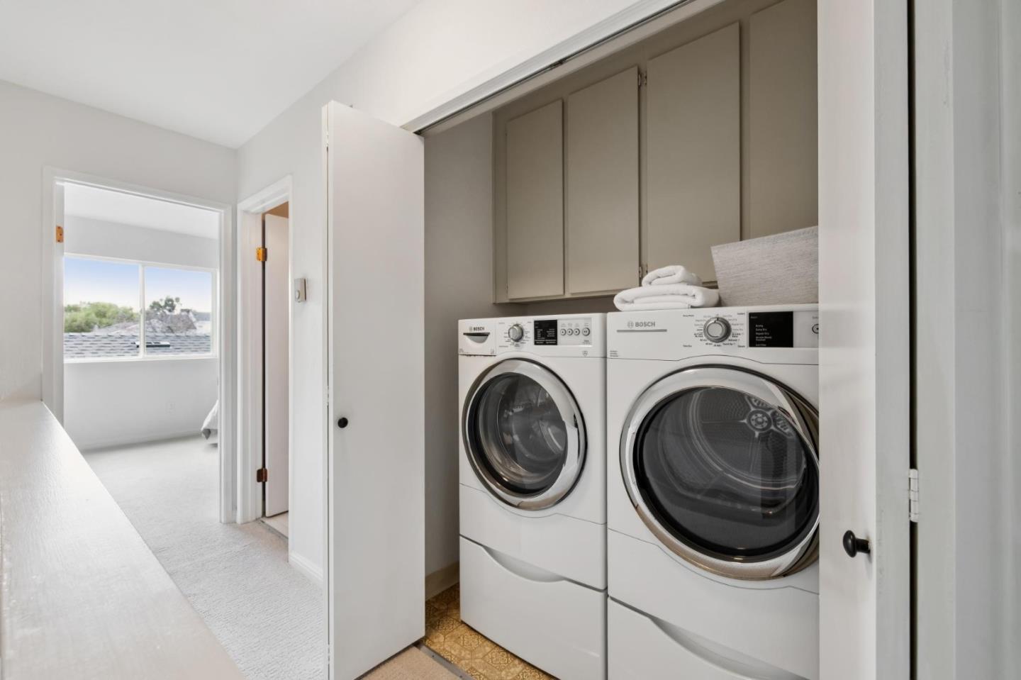 Detail Gallery Image 30 of 47 For 18 Cape Hatteras Ct, Redwood City,  CA 94065 - 2 Beds | 2/1 Baths