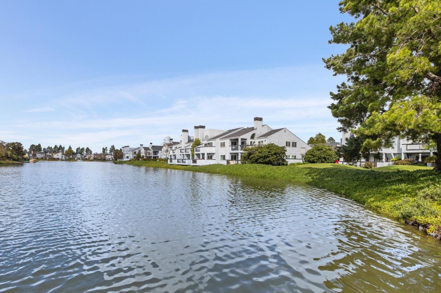 Detail Gallery Image 43 of 47 For 18 Cape Hatteras Ct, Redwood City,  CA 94065 - 2 Beds | 2/1 Baths