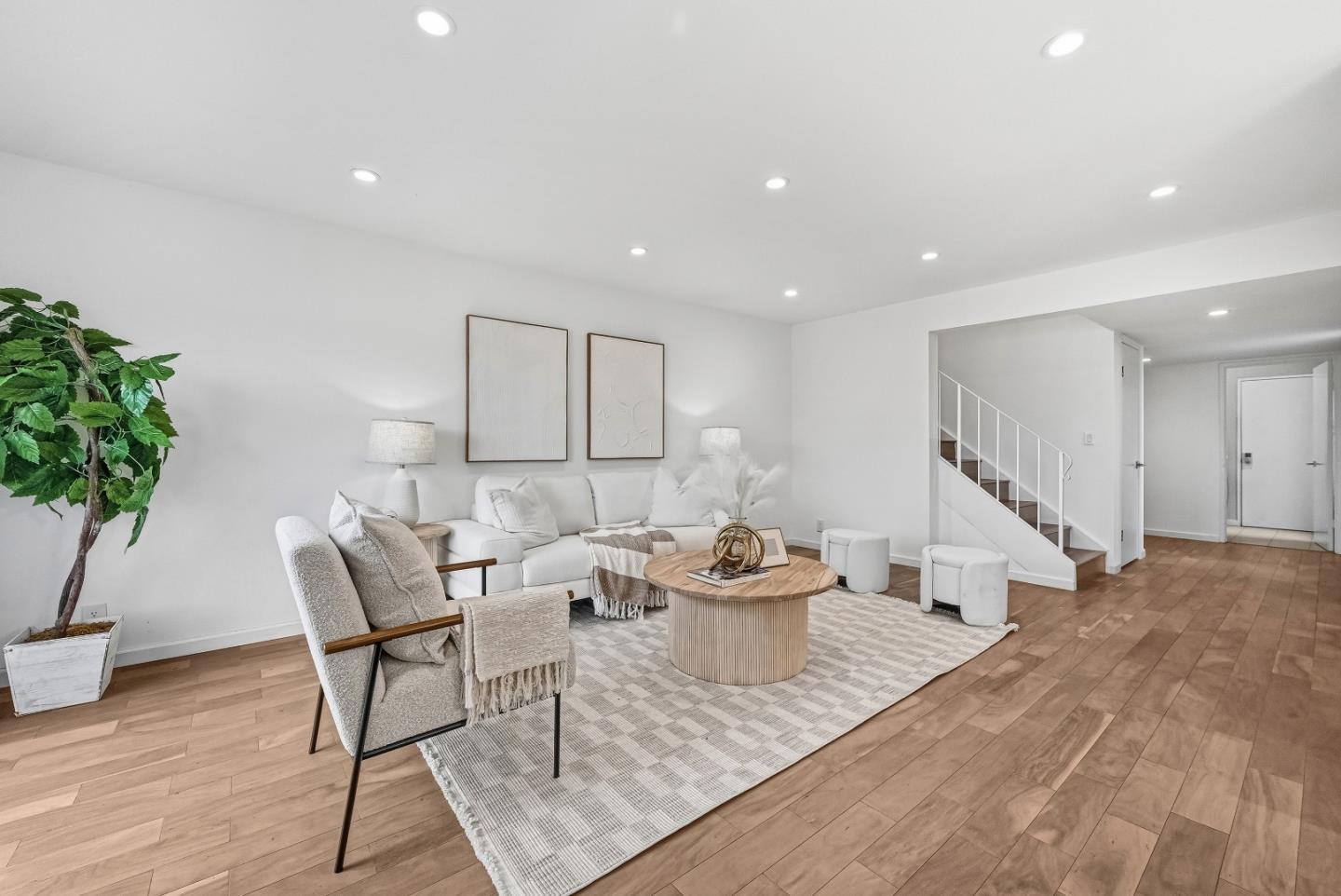 Photo #4: ML82035541 Listing: Photo #4