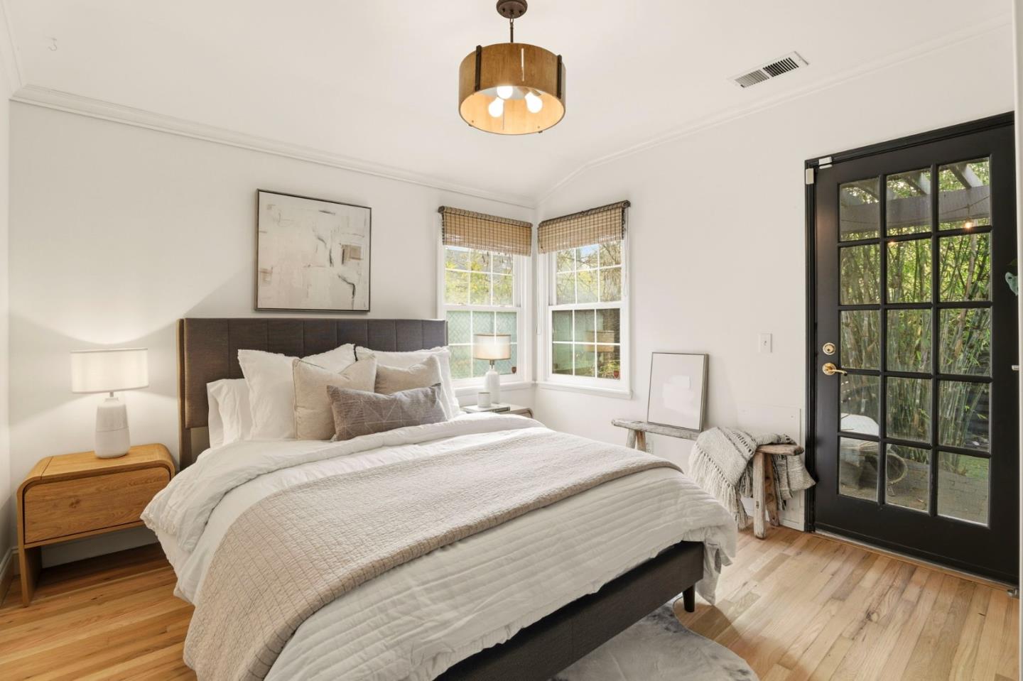 Detail Gallery Image 19 of 37 For 456 King St, Redwood City,  CA 94062 - 3 Beds | 1 Baths