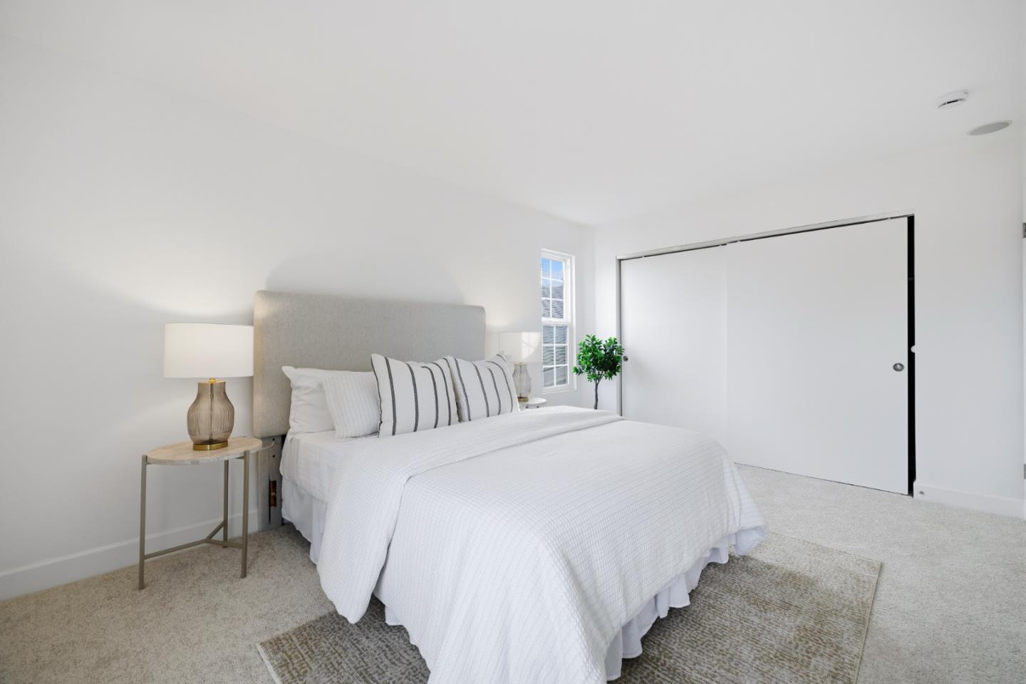 Detail Gallery Image 29 of 54 For 801 Grenada Ln, Foster City,  CA 94404 - 3 Beds | 2/1 Baths