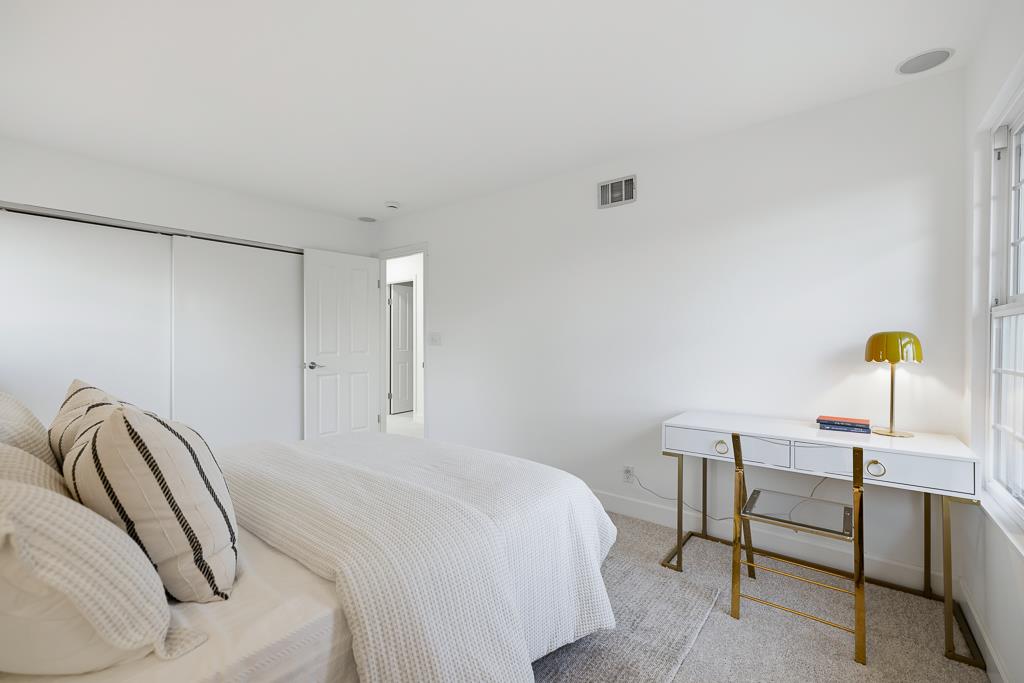 Detail Gallery Image 31 of 54 For 801 Grenada Ln, Foster City,  CA 94404 - 3 Beds | 2/1 Baths