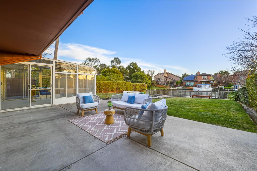 Detail Gallery Image 36 of 54 For 801 Grenada Ln, Foster City,  CA 94404 - 3 Beds | 2/1 Baths