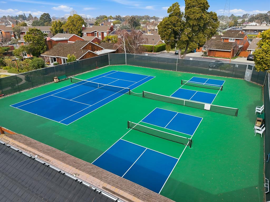 Detail Gallery Image 45 of 54 For 801 Grenada Ln, Foster City,  CA 94404 - 3 Beds | 2/1 Baths