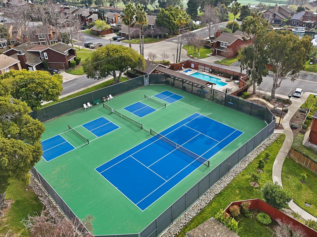 Detail Gallery Image 47 of 54 For 801 Grenada Ln, Foster City,  CA 94404 - 3 Beds | 2/1 Baths