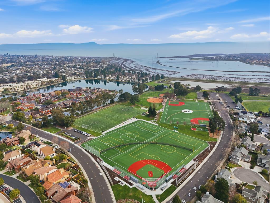 Detail Gallery Image 49 of 54 For 801 Grenada Ln, Foster City,  CA 94404 - 3 Beds | 2/1 Baths