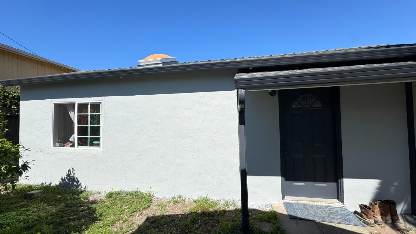 Detail Gallery Image 16 of 18 For 22947 Sutro St, Hayward,  CA 94541 - – Beds | – Baths