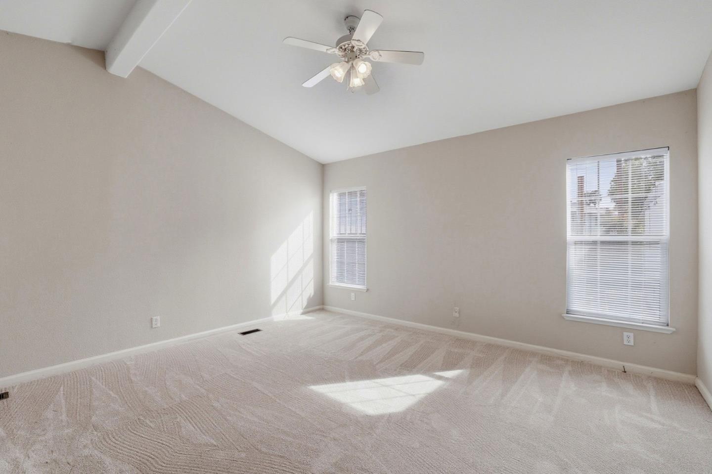 Detail Gallery Image 19 of 35 For 325 Sylvan Ave #23,  Mountain View,  CA 94041 - 2 Beds | 2 Baths