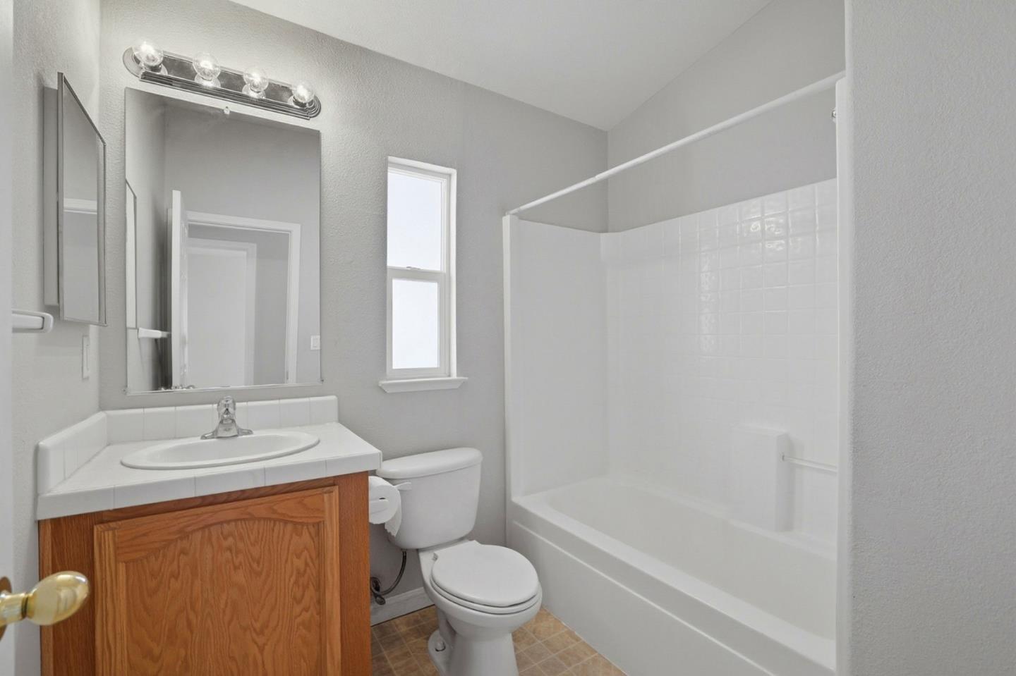 Detail Gallery Image 27 of 35 For 325 Sylvan Ave #23,  Mountain View,  CA 94041 - 2 Beds | 2 Baths