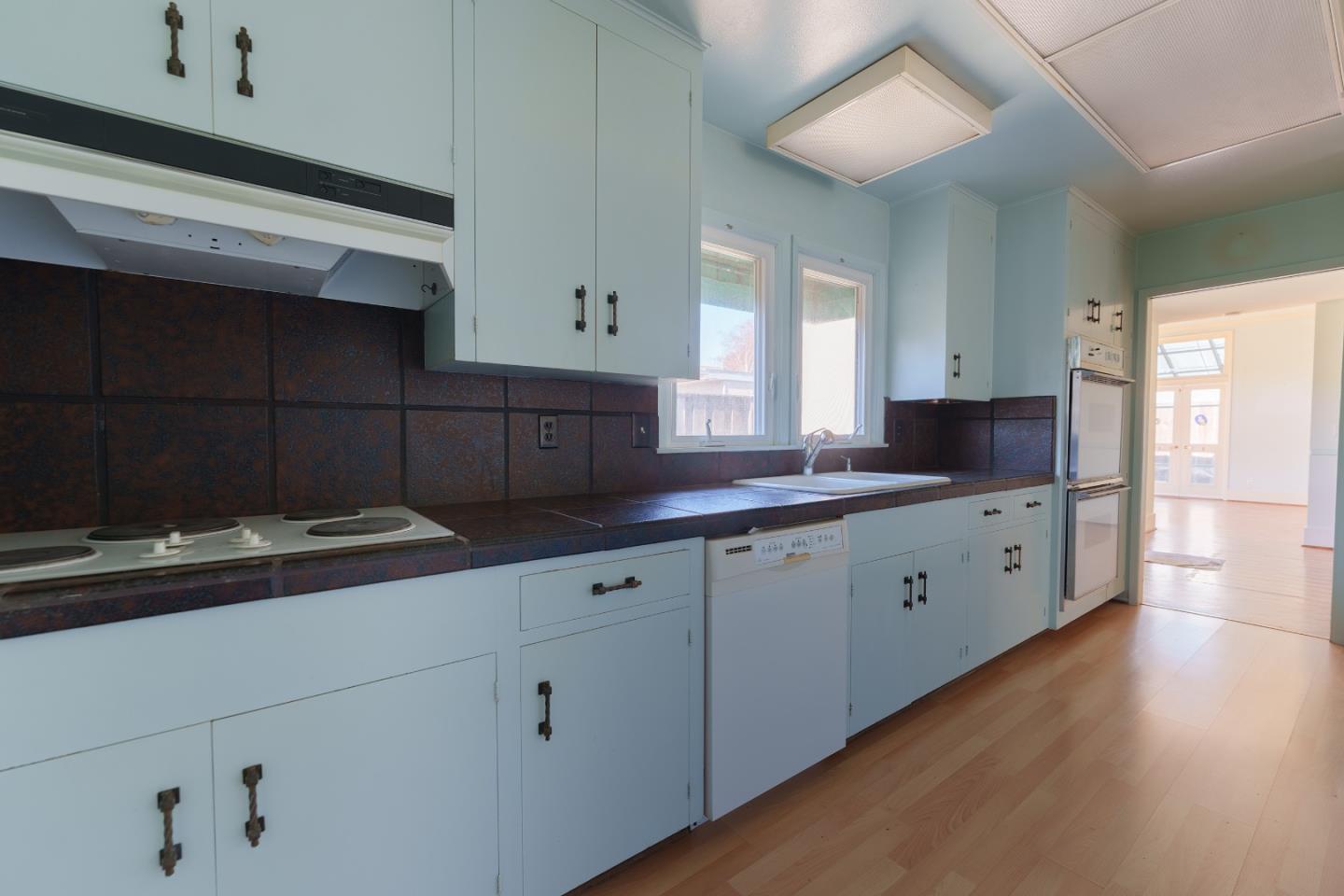 Detail Gallery Image 9 of 28 For 606 Central Ave, Salinas,  CA 93901 - – Beds | – Baths