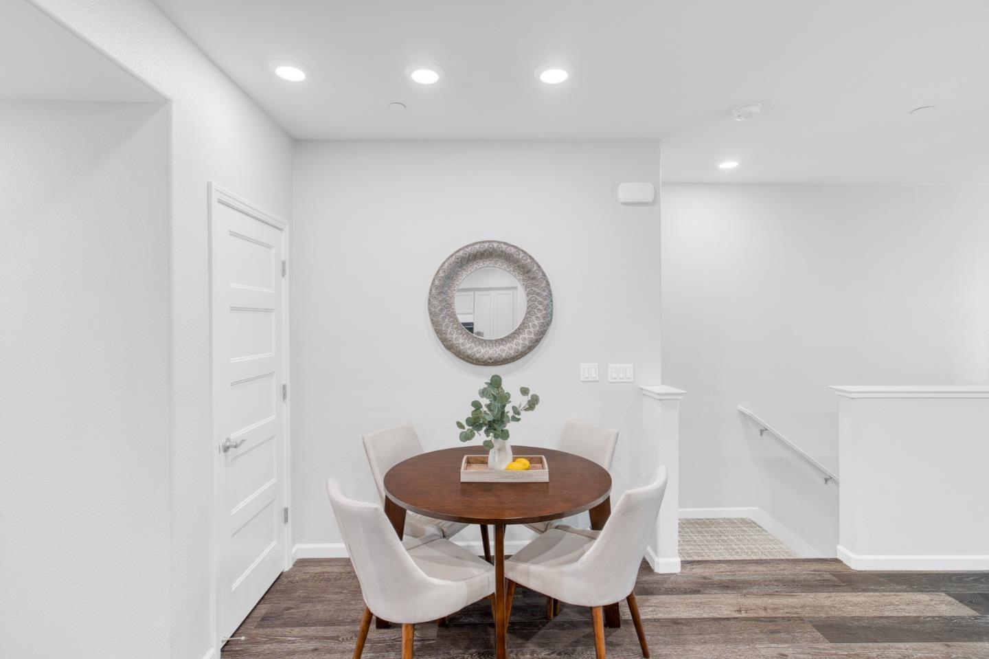 Detail Gallery Image 10 of 37 For 1013 Onofrio Ln #2,  San Jose,  CA 95131 - 2 Beds | 2 Baths