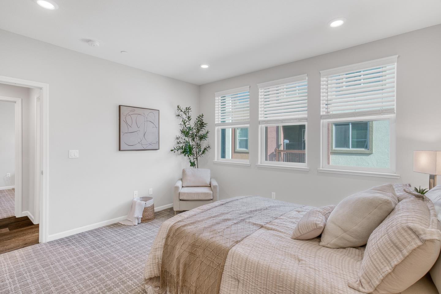 Detail Gallery Image 13 of 37 For 1013 Onofrio Ln #2,  San Jose,  CA 95131 - 2 Beds | 2 Baths