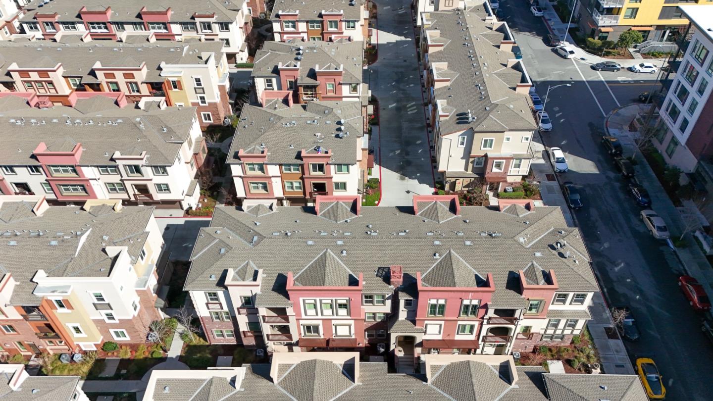 Detail Gallery Image 27 of 37 For 1013 Onofrio Ln #2,  San Jose,  CA 95131 - 2 Beds | 2 Baths