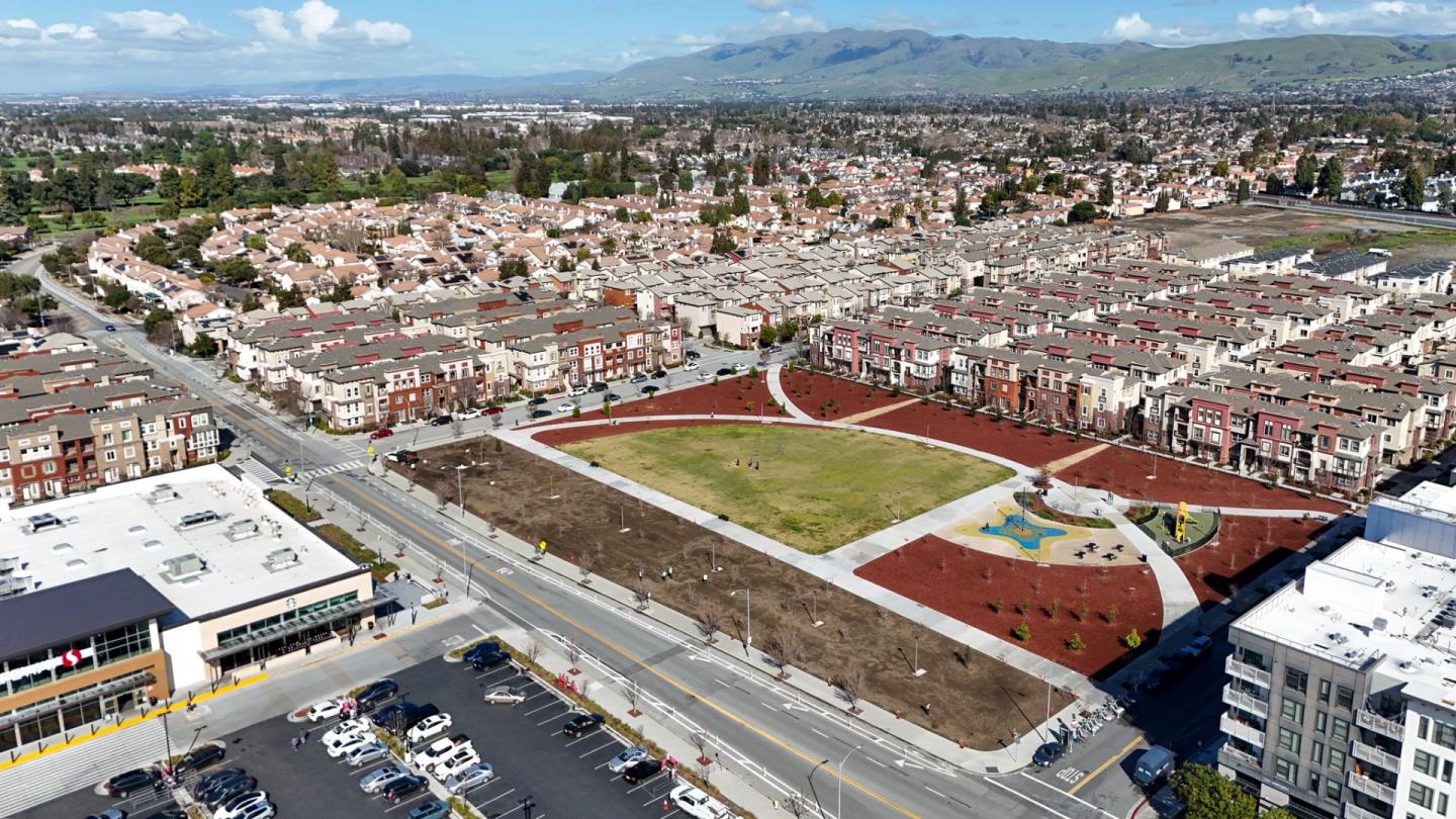 Detail Gallery Image 32 of 37 For 1013 Onofrio Ln #2,  San Jose,  CA 95131 - 2 Beds | 2 Baths