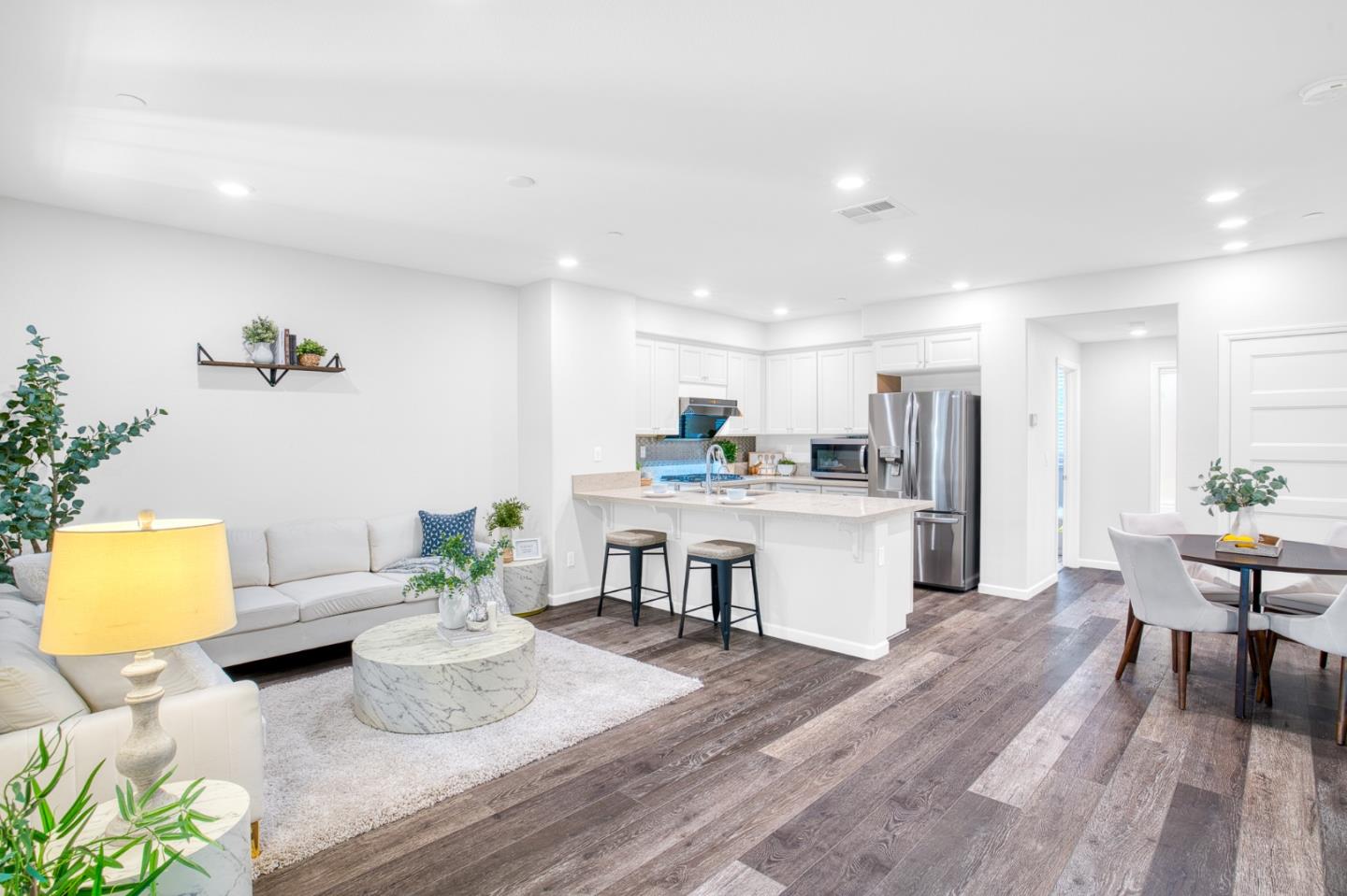 Detail Gallery Image 5 of 37 For 1013 Onofrio Ln #2,  San Jose,  CA 95131 - 2 Beds | 2 Baths