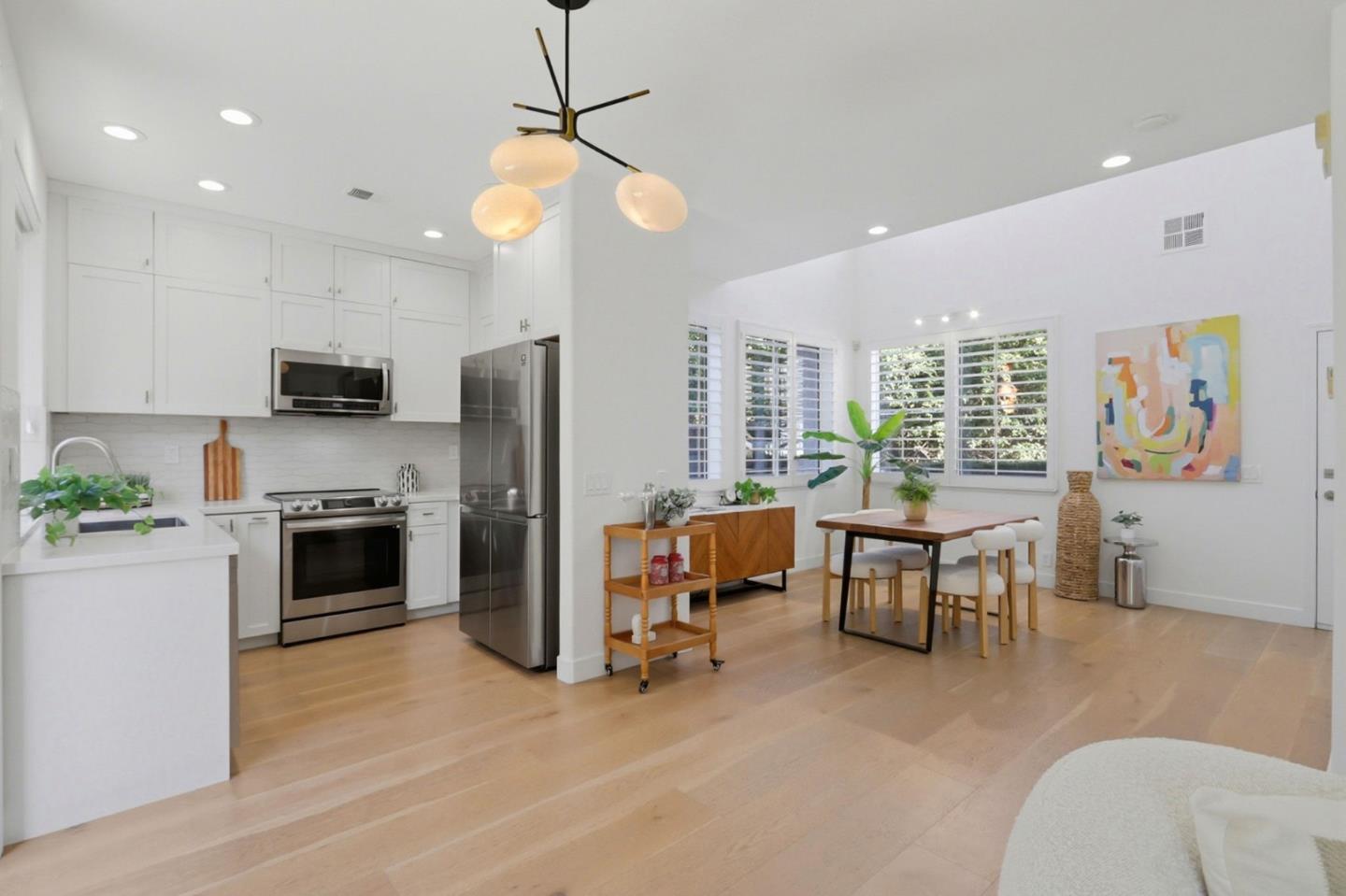 Detail Gallery Image 7 of 41 For 839 Cane Palm Ct, San Jose,  CA 95133 - 3 Beds | 2/1 Baths