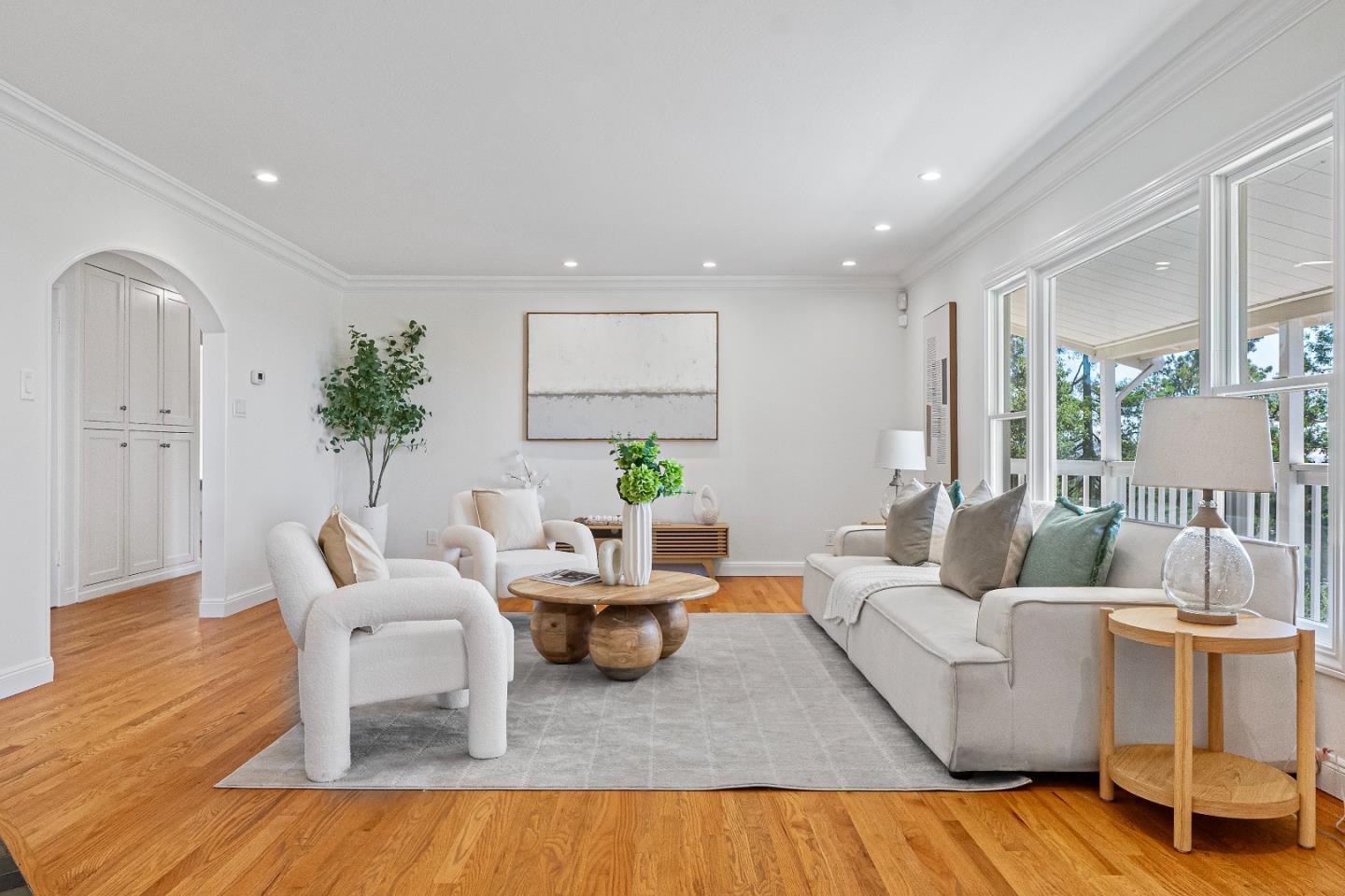 Detail Gallery Image 3 of 52 For 2025 Braemar Rd, Oakland,  CA 94602 - 4 Beds | 3 Baths