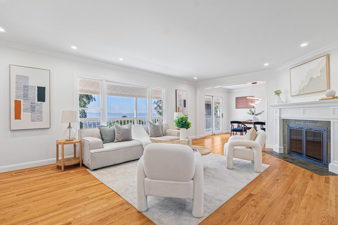 Detail Gallery Image 5 of 52 For 2025 Braemar Rd, Oakland,  CA 94602 - 4 Beds | 3 Baths