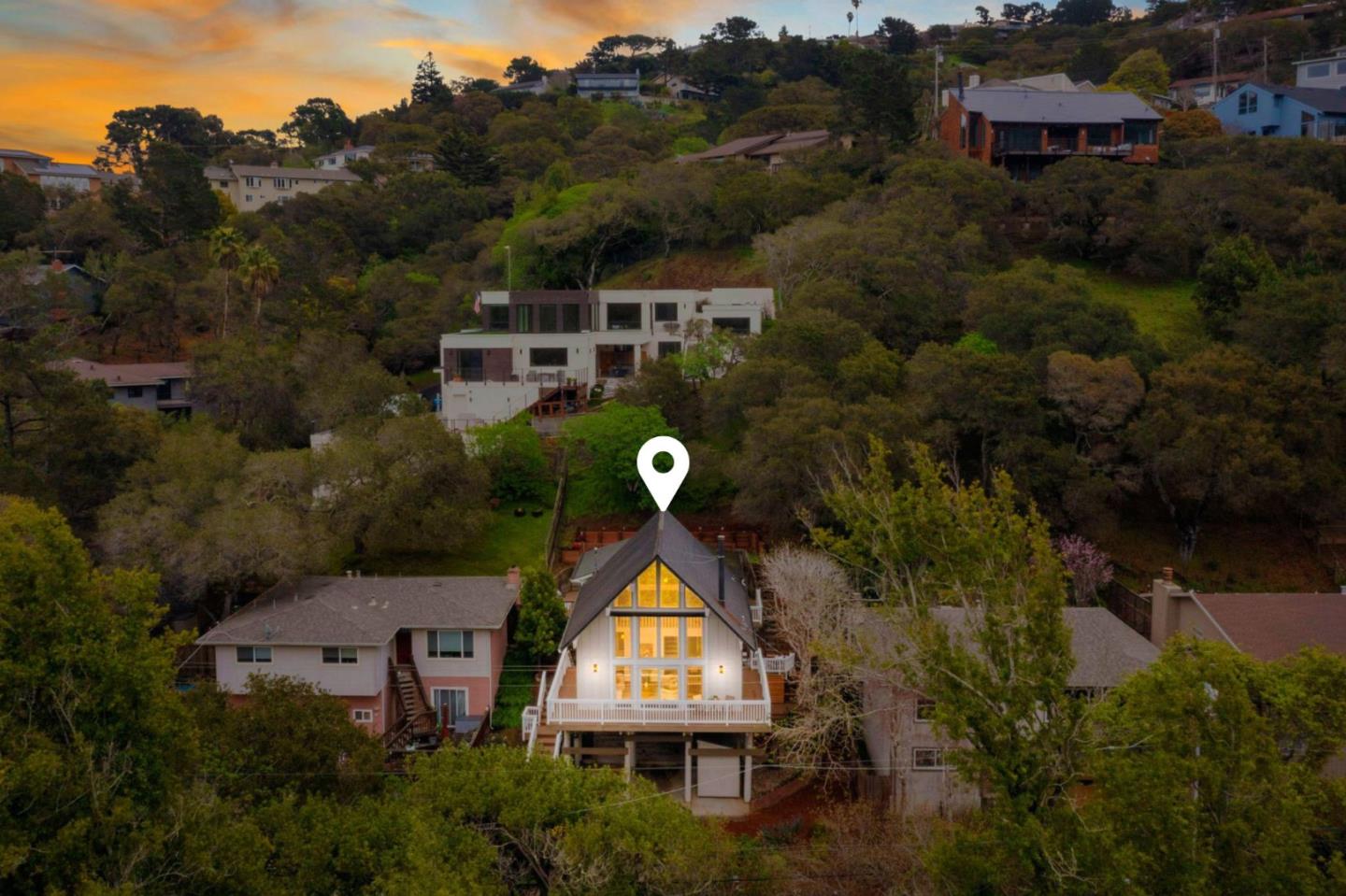 Detail Gallery Image 2 of 37 For 3224 E Laurel Creek Rd, Belmont,  CA 94002 - 3 Beds | 2 Baths