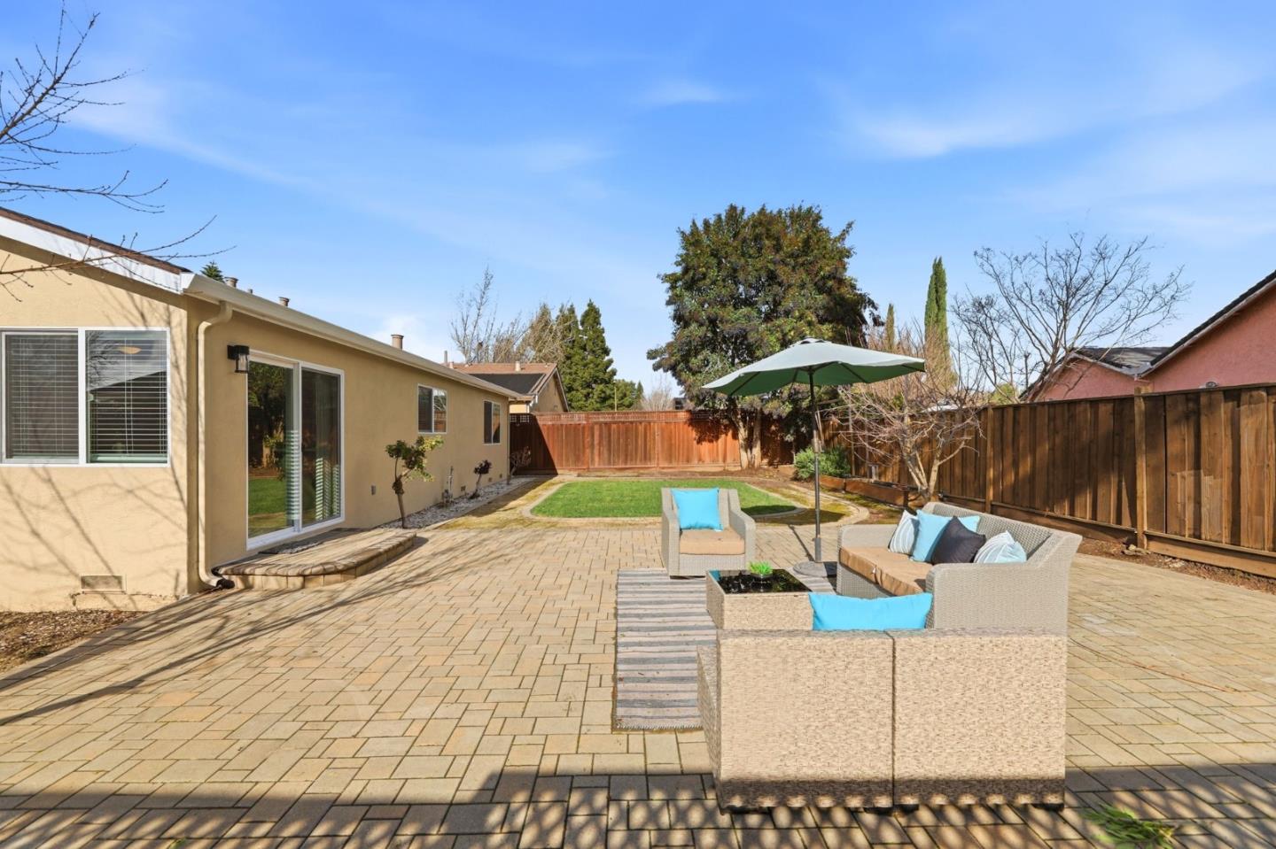 Detail Gallery Image 22 of 26 For 204 Vineyard Dr, San Jose,  CA 95119 - 4 Beds | 2 Baths