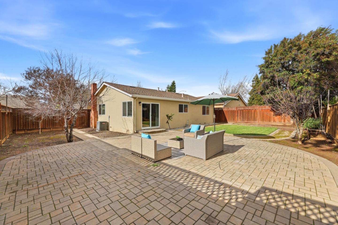 Detail Gallery Image 24 of 26 For 204 Vineyard Dr, San Jose,  CA 95119 - 4 Beds | 2 Baths