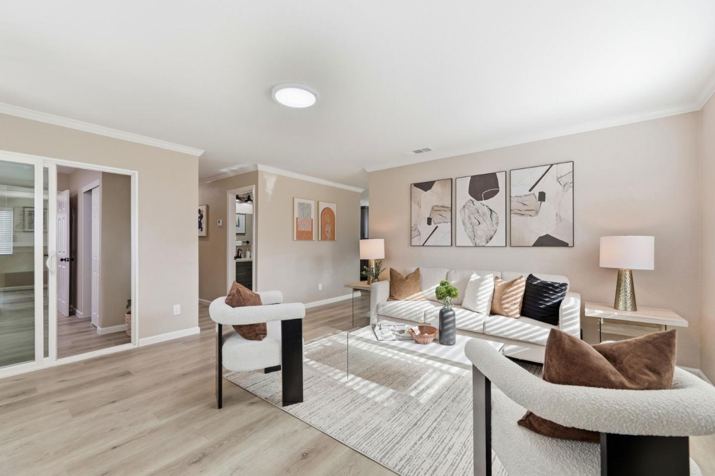 Detail Gallery Image 7 of 26 For 204 Vineyard Dr, San Jose,  CA 95119 - 4 Beds | 2 Baths