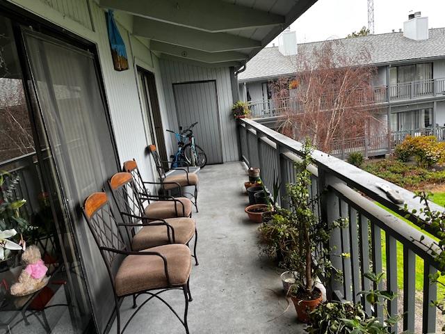 Detail Gallery Image 2 of 14 For 182 Kern St #45,  Salinas,  CA 93905 - 2 Beds | 2 Baths