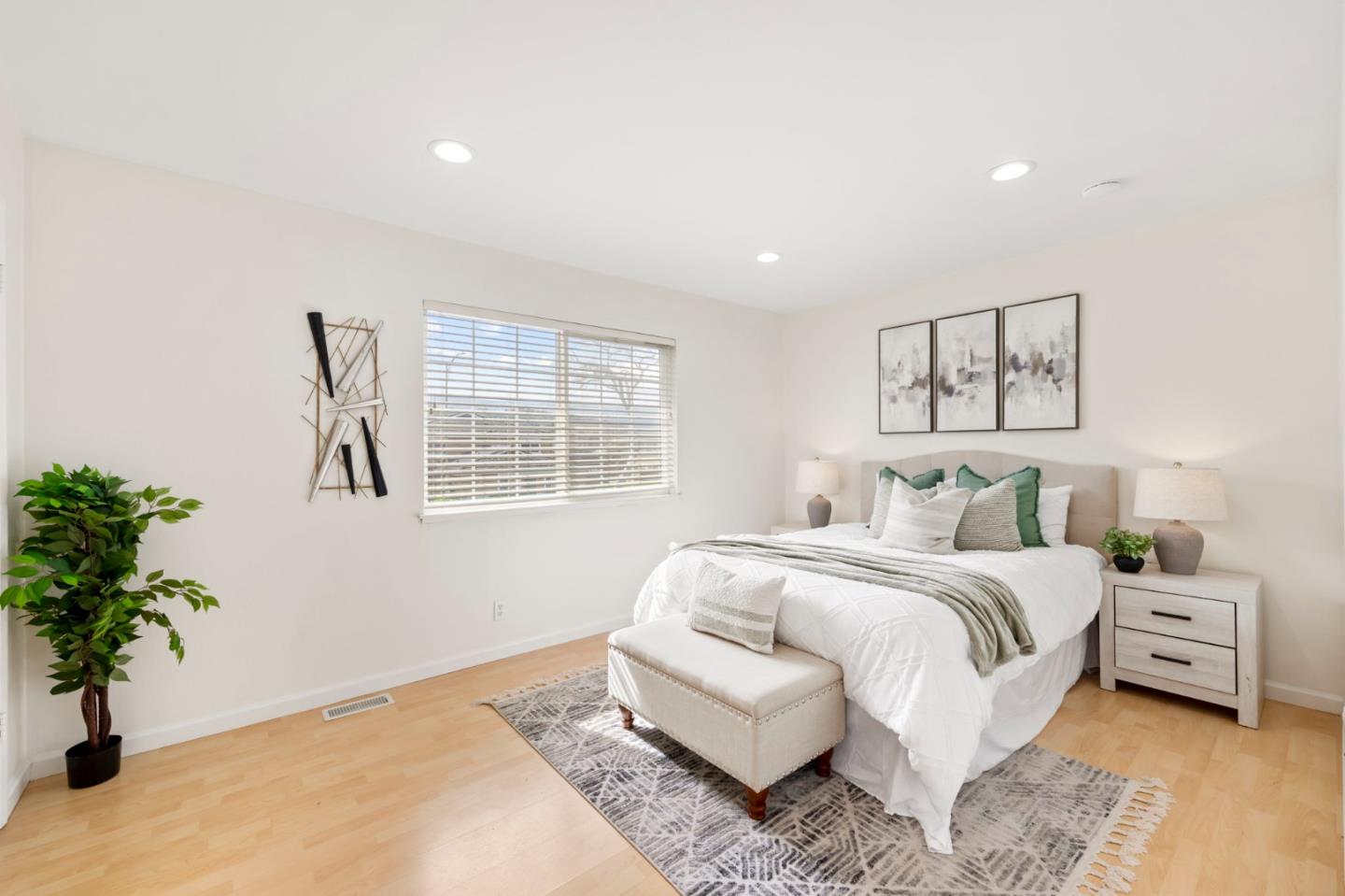 Detail Gallery Image 18 of 26 For 5715 Calmor Ave #3,  San Jose,  CA 95123 - 2 Beds | 1 Baths
