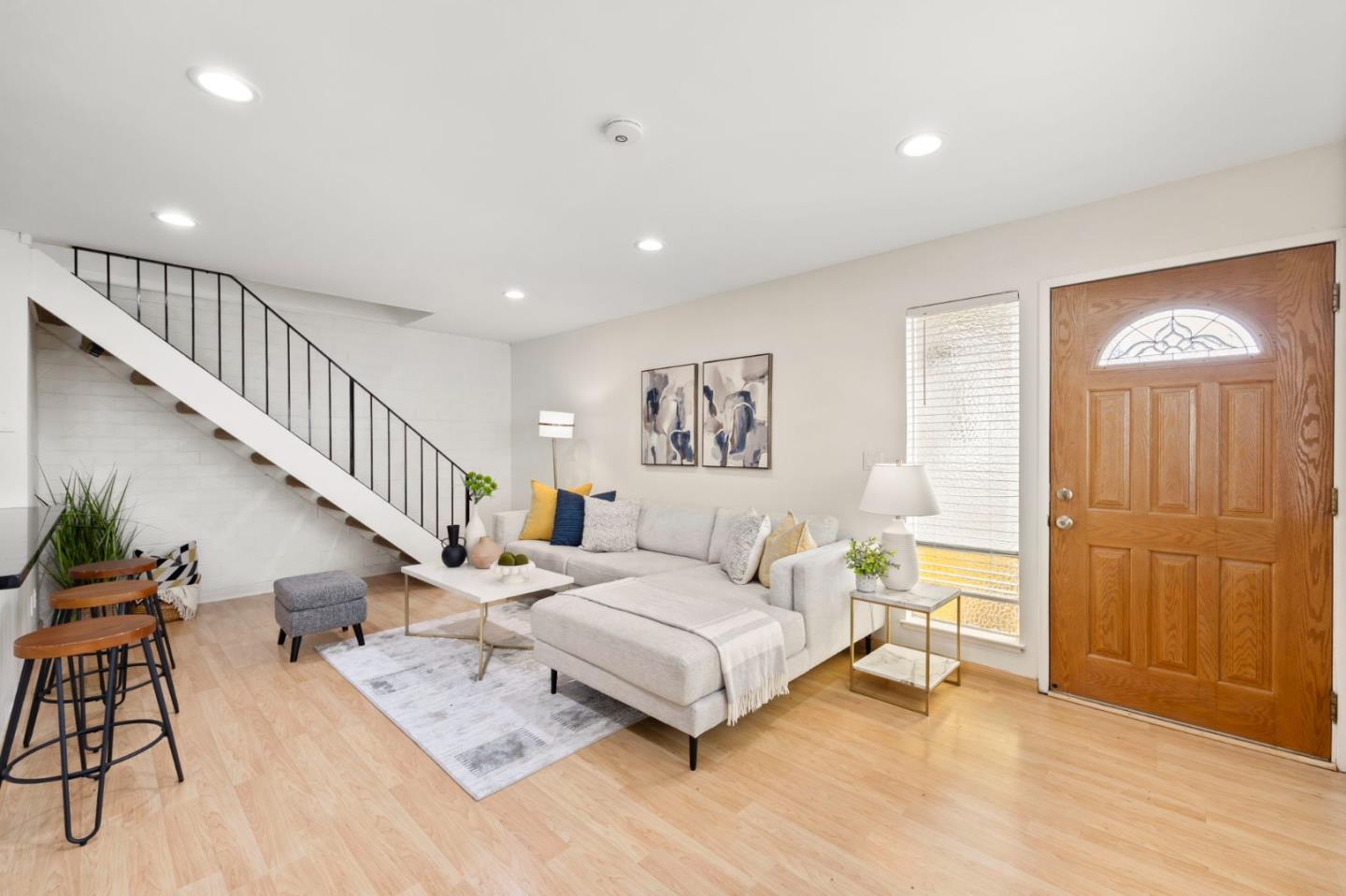 Detail Gallery Image 6 of 26 For 5715 Calmor Ave #3,  San Jose,  CA 95123 - 2 Beds | 1 Baths