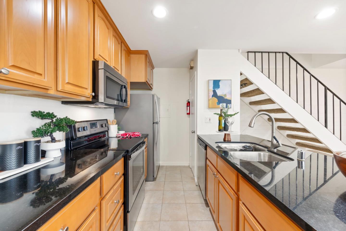 Detail Gallery Image 9 of 26 For 5715 Calmor Ave #3,  San Jose,  CA 95123 - 2 Beds | 1 Baths