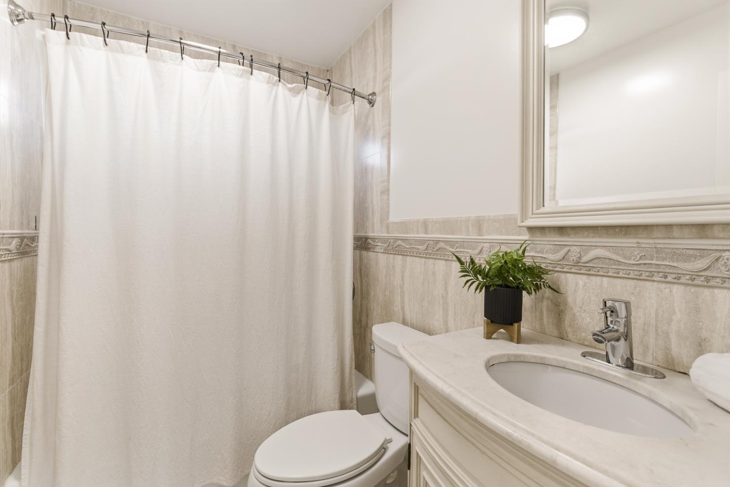 Detail Gallery Image 34 of 42 For 2225 Delvin Way, South San Francisco,  CA 94080 - 5 Beds | 3 Baths