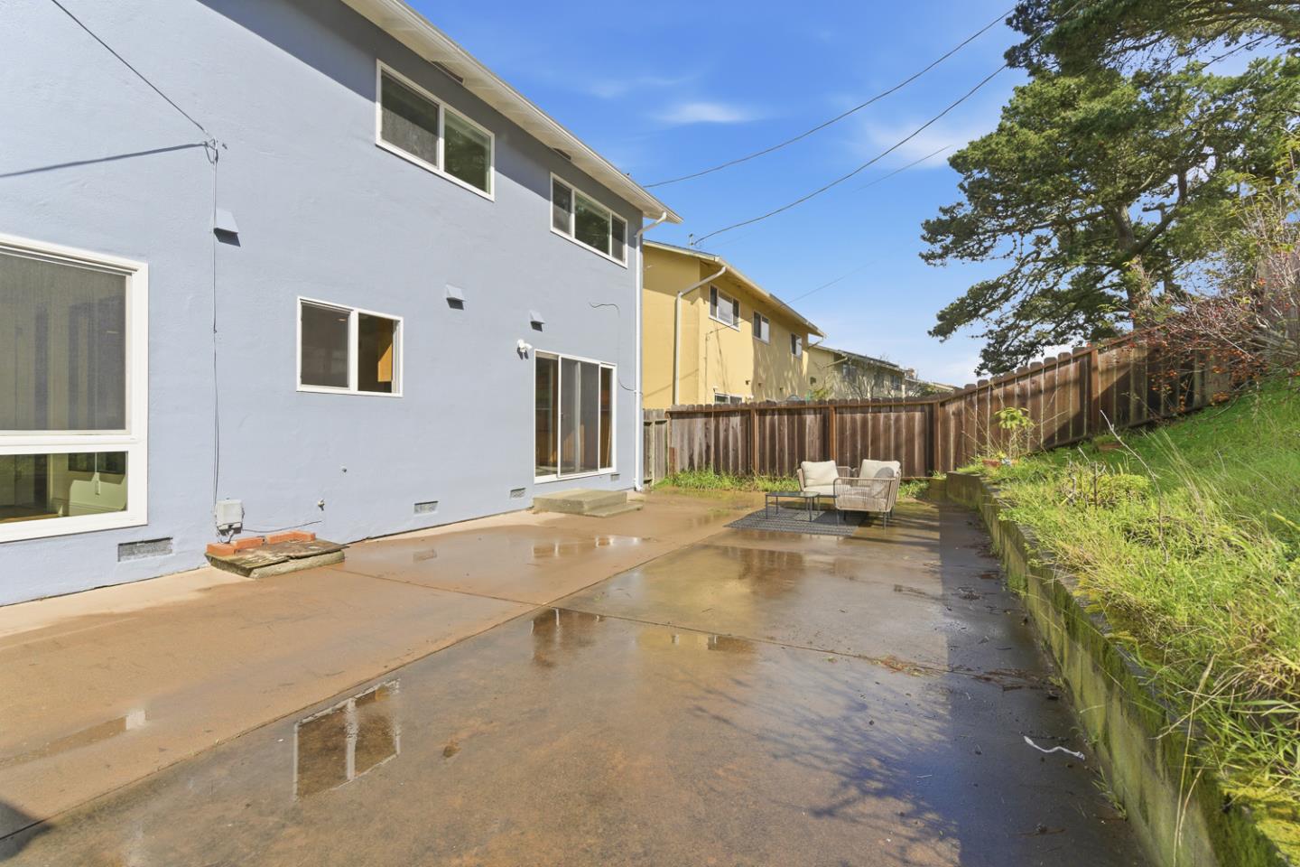 Detail Gallery Image 41 of 42 For 2225 Delvin Way, South San Francisco,  CA 94080 - 5 Beds | 3 Baths