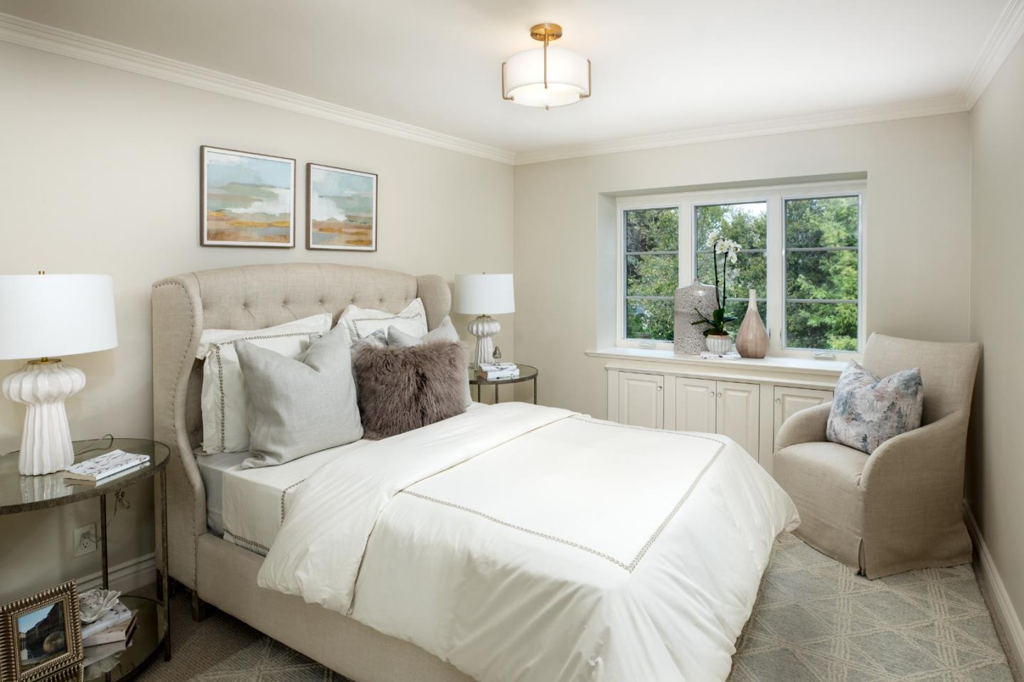 Detail Gallery Image 15 of 29 For 1691 Stone Pine Ln, Menlo Park,  CA 94025 - 3 Beds | 2/1 Baths