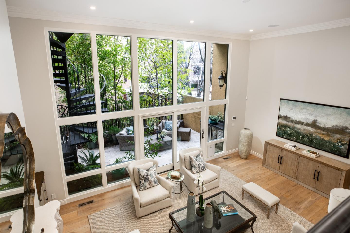 Detail Gallery Image 6 of 29 For 1691 Stone Pine Ln, Menlo Park,  CA 94025 - 3 Beds | 2/1 Baths