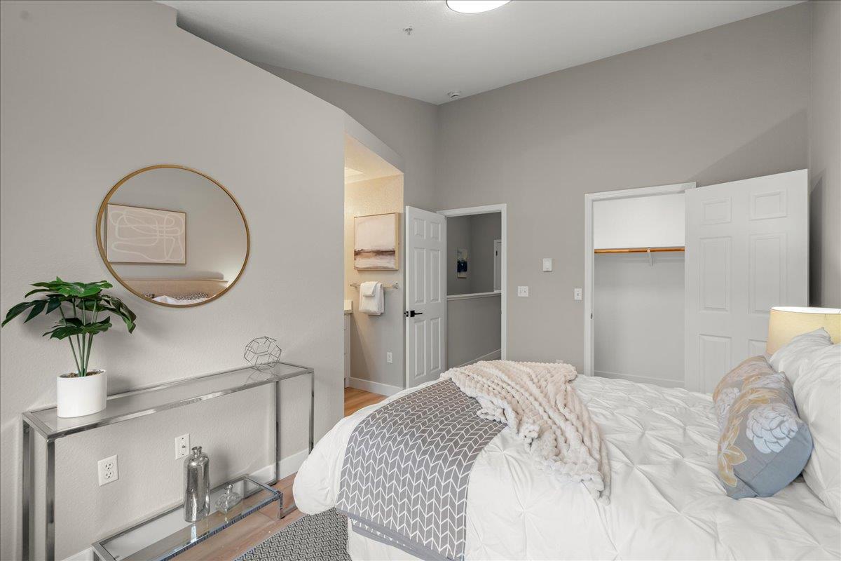 Detail Gallery Image 10 of 16 For 1690 Civic Center Dr #102,  Santa Clara,  CA 95050 - 2 Beds | 2/1 Baths
