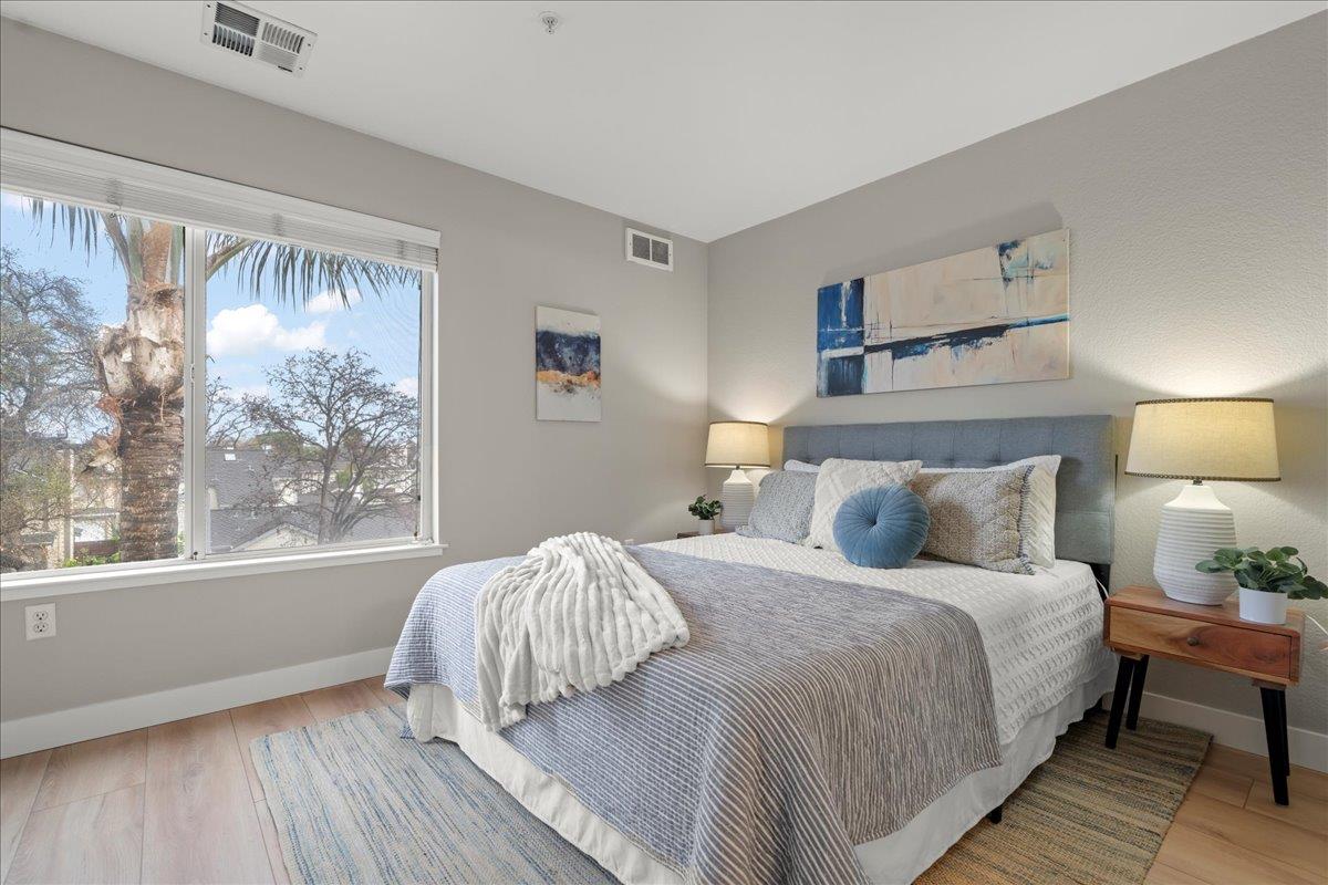 Detail Gallery Image 13 of 16 For 1690 Civic Center Dr #102,  Santa Clara,  CA 95050 - 2 Beds | 2/1 Baths