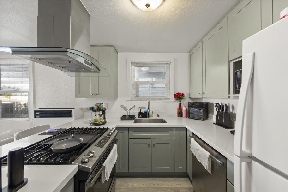 Detail Gallery Image 3 of 17 For 299 Rhine St, Daly City,  CA 94014 - – Beds | – Baths