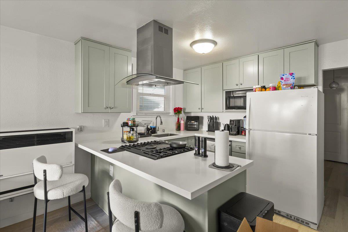 Detail Gallery Image 4 of 17 For 299 Rhine St, Daly City,  CA 94014 - – Beds | – Baths