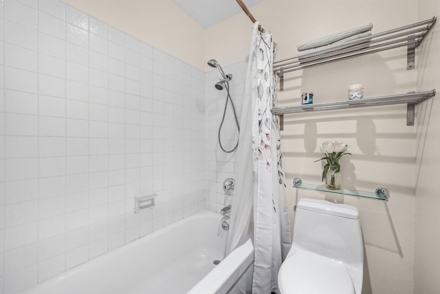 Detail Gallery Image 15 of 31 For 970 Duncan St 207f,  San Francisco,  CA 94131 - 1 Beds | 1 Baths