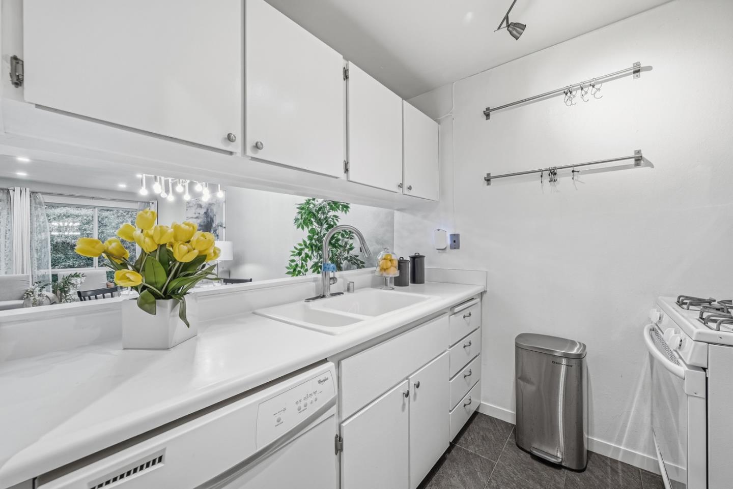 Detail Gallery Image 9 of 31 For 970 Duncan St 207f,  San Francisco,  CA 94131 - 1 Beds | 1 Baths