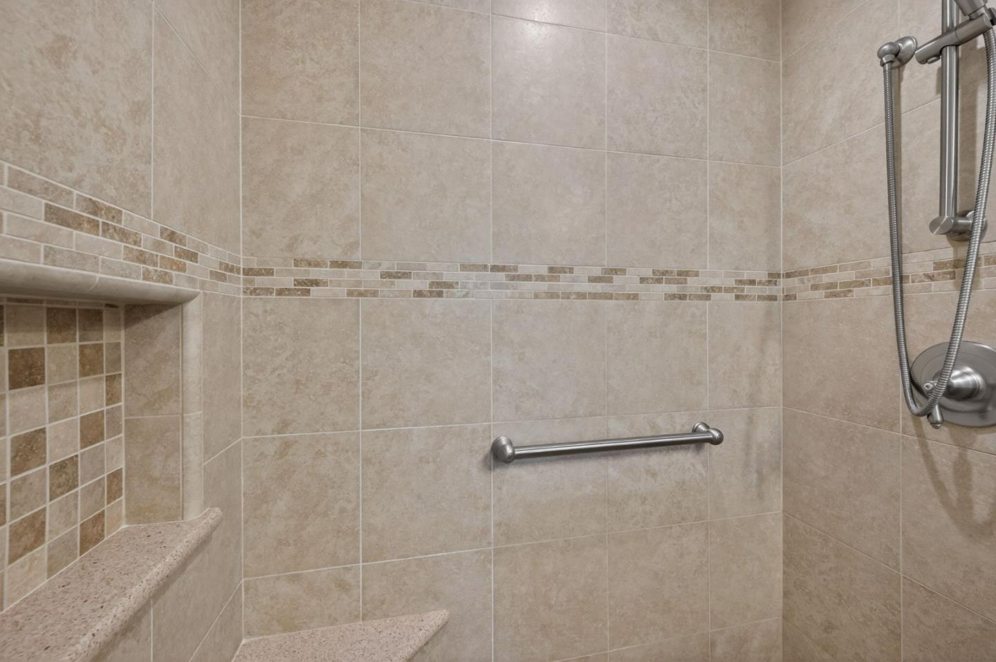 Detail Gallery Image 18 of 48 For 935 El Rio Dr, San Jose,  CA 95125 - 4 Beds | 2 Baths