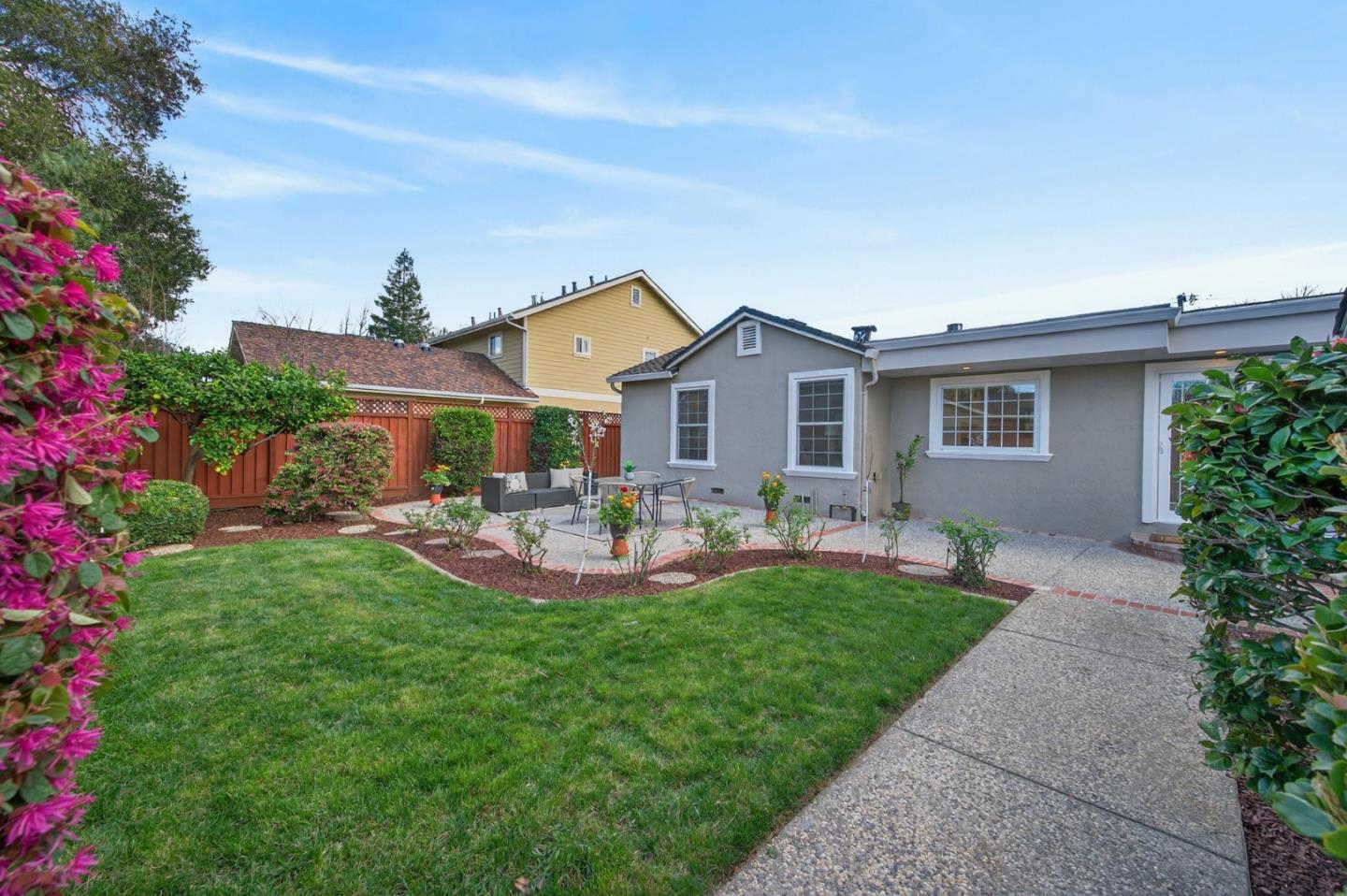 Detail Gallery Image 35 of 48 For 935 El Rio Dr, San Jose,  CA 95125 - 4 Beds | 2 Baths